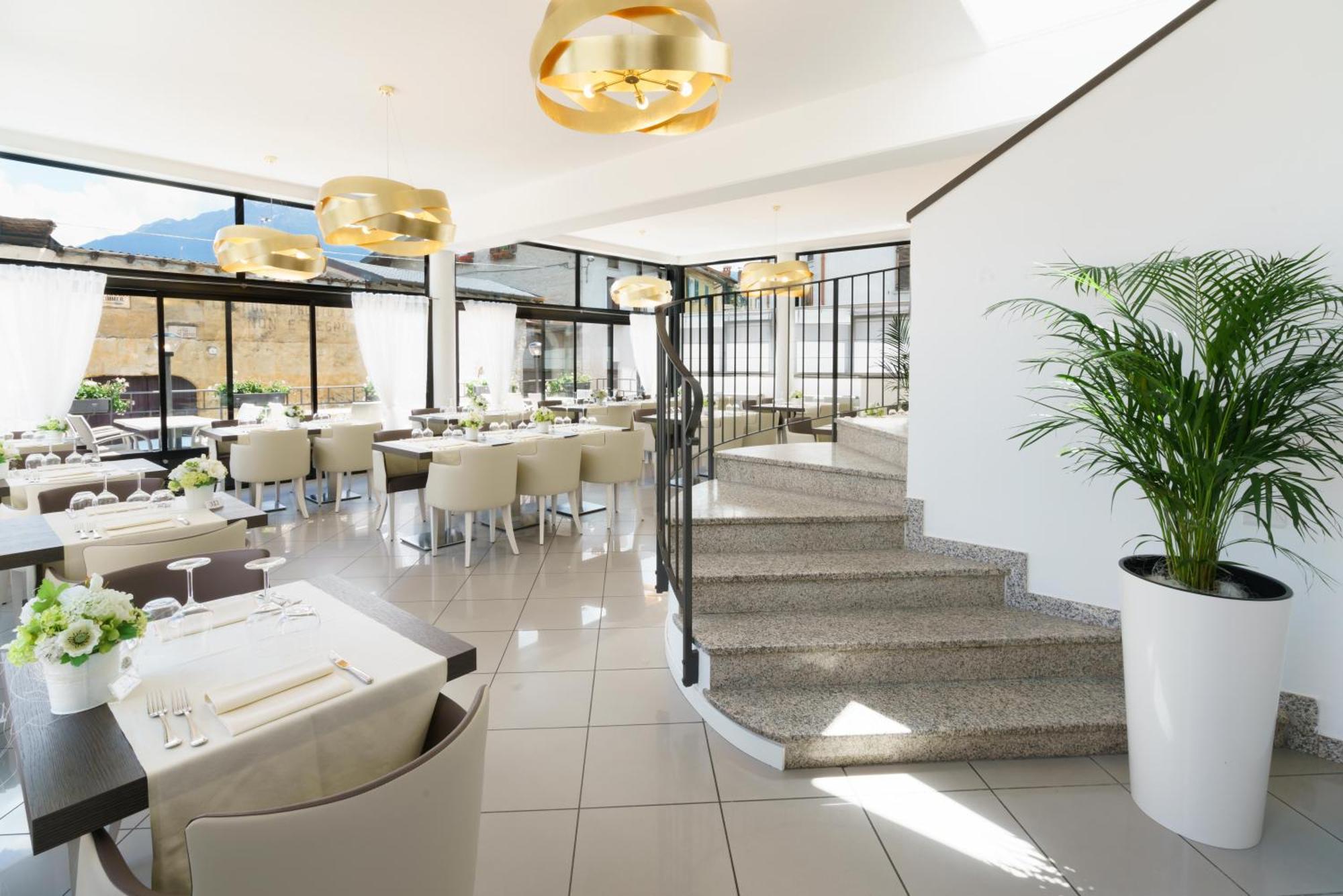Residence Riva Del Lario Gravedona Luaran gambar