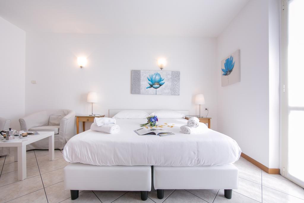 Residence Riva Del Lario Gravedona Luaran gambar
