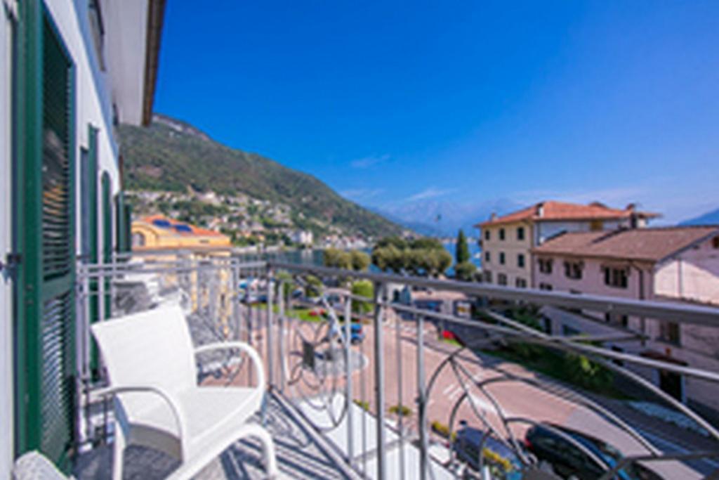 Residence Riva Del Lario Gravedona Luaran gambar