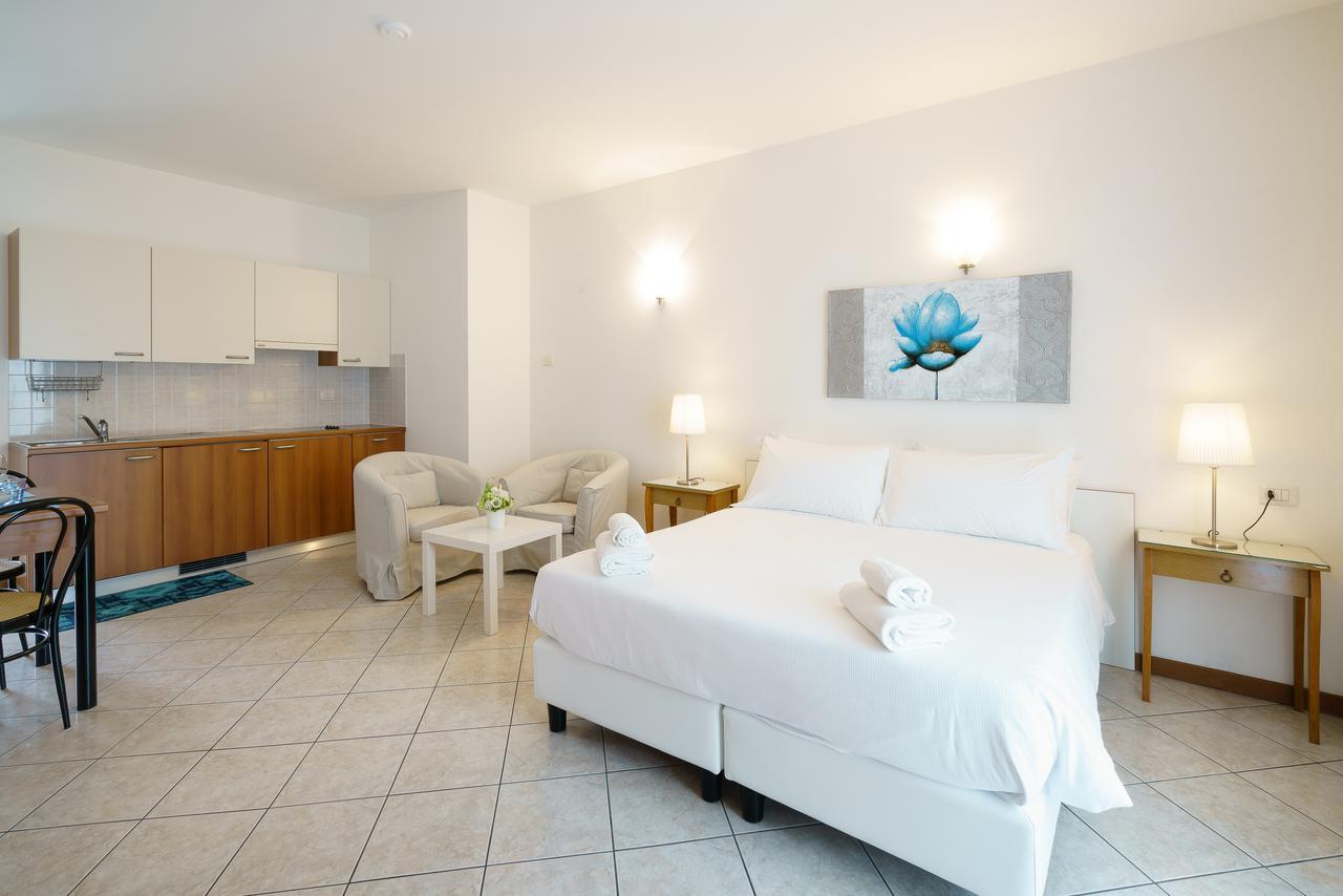 Residence Riva Del Lario Gravedona Luaran gambar