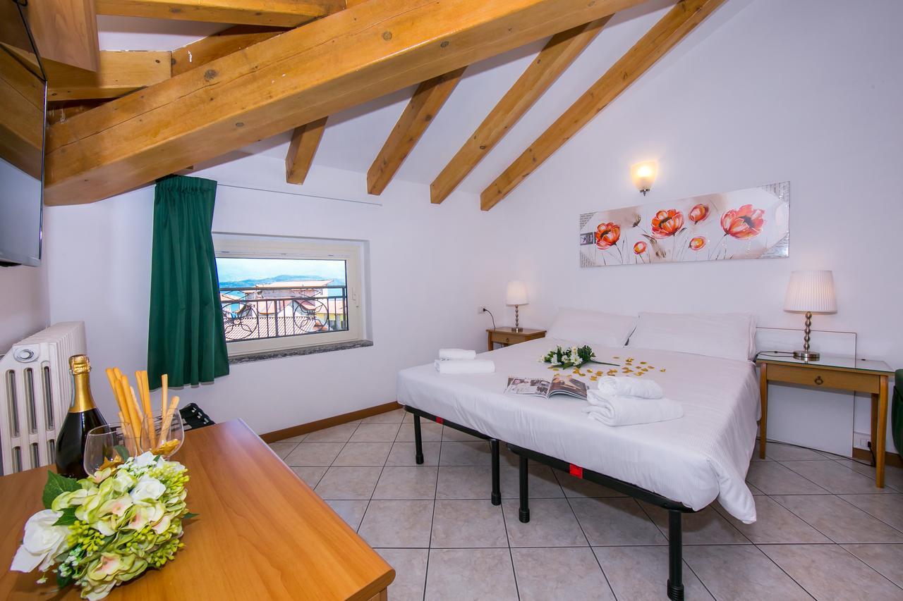 Residence Riva Del Lario Gravedona Luaran gambar